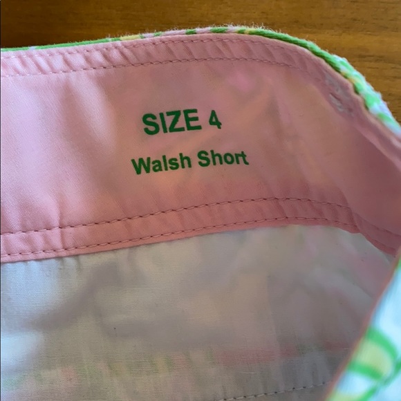 Lilly Pulitzer the Walsh shorts size 4 - Picture 8 of 9